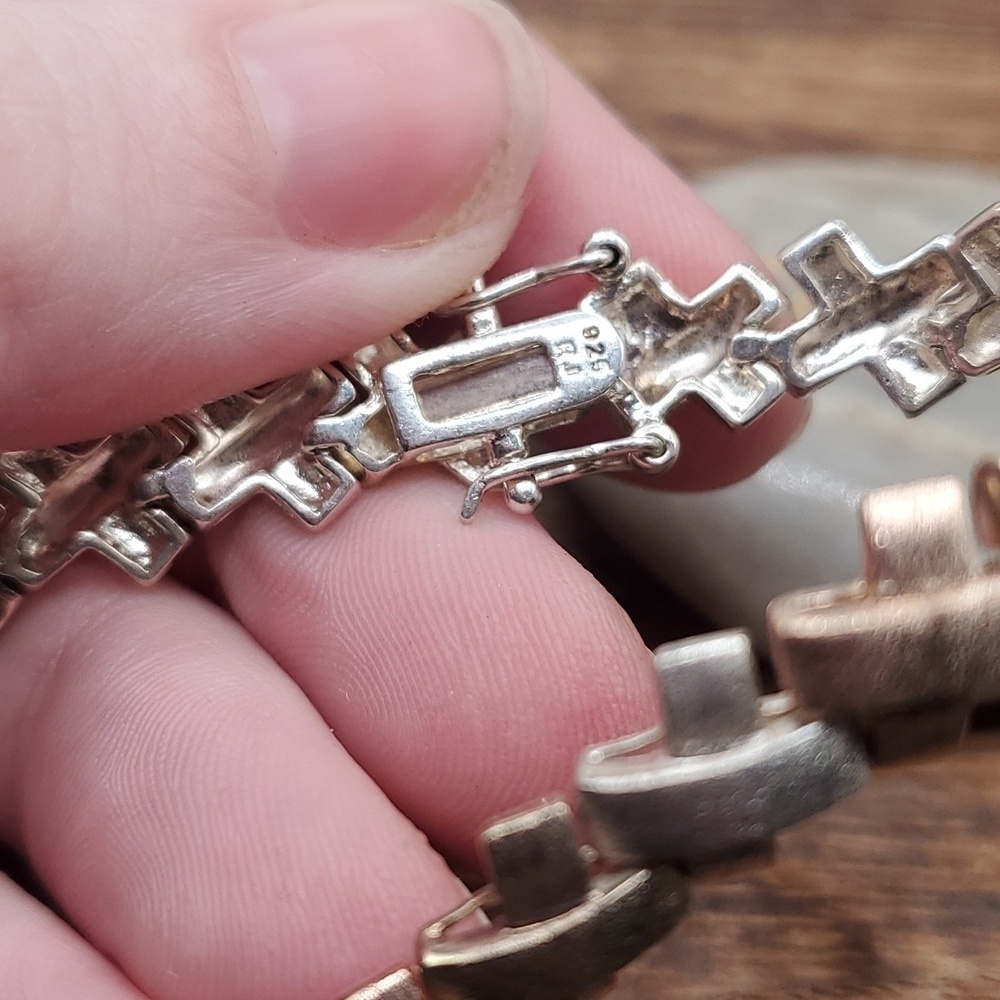 RJ GRAZIANO sterling cross tracks tennis bracelet B2504 estate vintage - Picture 3 of 4
